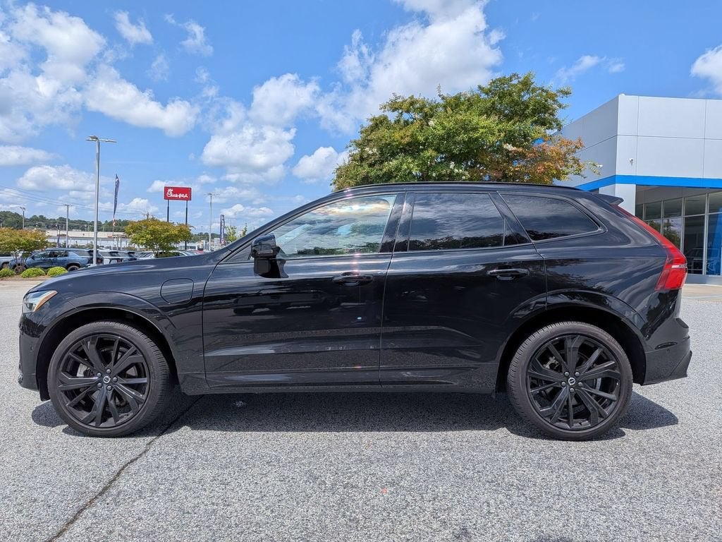 2025 Volvo XC60 Plug-In Hybrid Ultra Black Edition