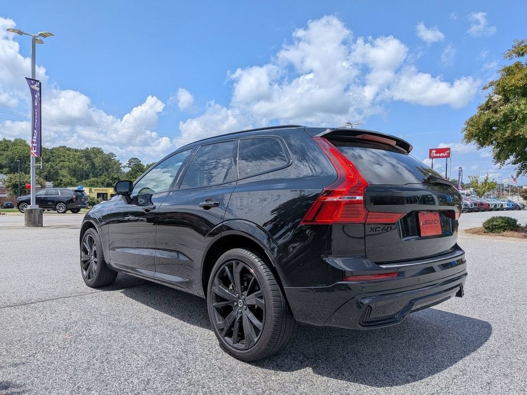 2025 Volvo XC60 Plug-In Hybrid Ultra Black Edition