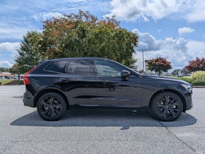 2025 Volvo XC60 Plug-In Hybrid Ultra Black Edition