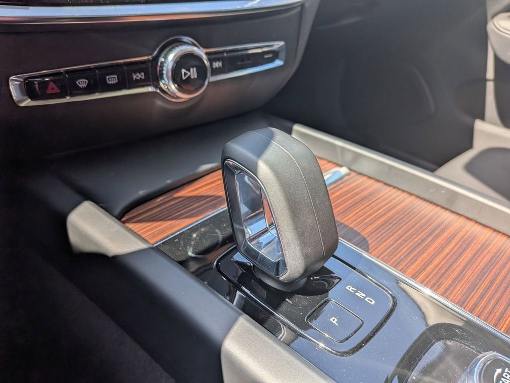 2025 Volvo V60 Cross Country Plus