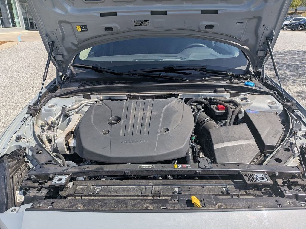 2025 Volvo V60 Cross Country Plus