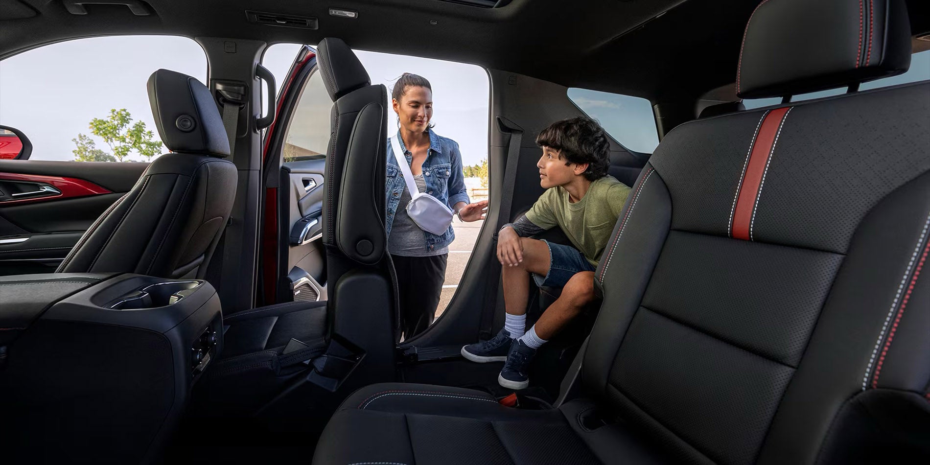 2026 Chevrolet Traverse Interior